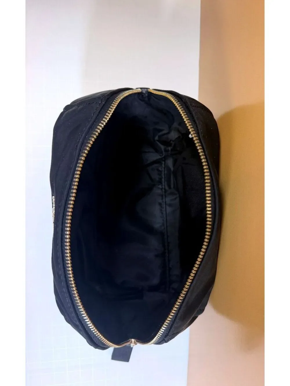 Kate Spade Black Nylon Cosmetic Pouch Makeup Bag Gold Hardware OS